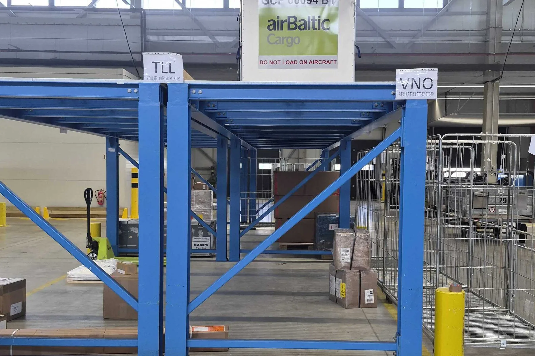 Blue build-up racks in the airBaltic Cargo hub